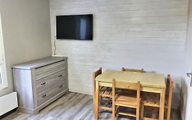 Appartement 4 personnes aux pieds des pistes Le Champame Wifi Netflix